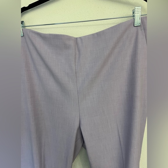 Ann Taylor The High Rise Ankle Pant in Bi-Stretch - Curvy Fit
Sz 14 Soft Violet - Picture 4 of 7